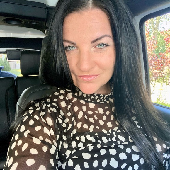 🦋✨ Meet your Posher, Charlotte 🌙🌸 - Picture 8 of 14